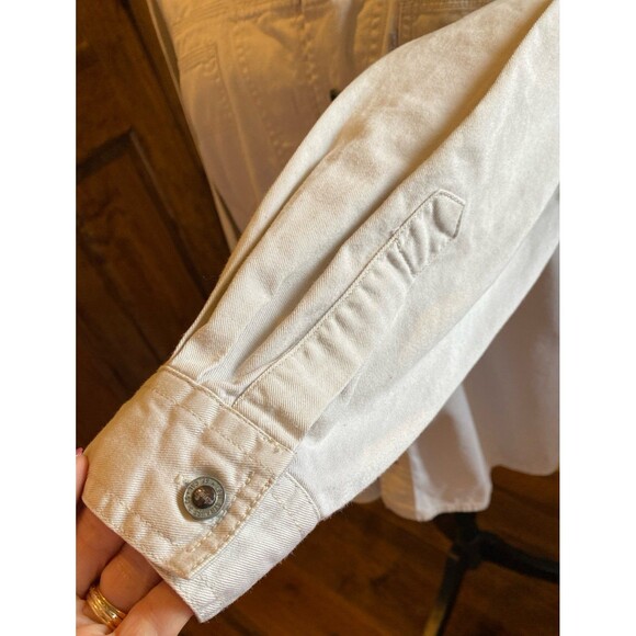 Levi Strauss Silver Womens Denim Shirt Jacket Size Medium Cream Metal Buttons - Picture 3 of 9